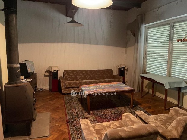 Gyulai 53 nm-es h�z elad�