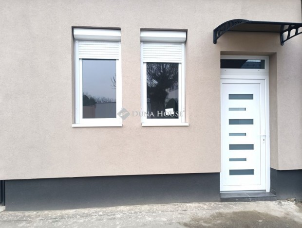 Gyulai elad� 30 nm-es h�z