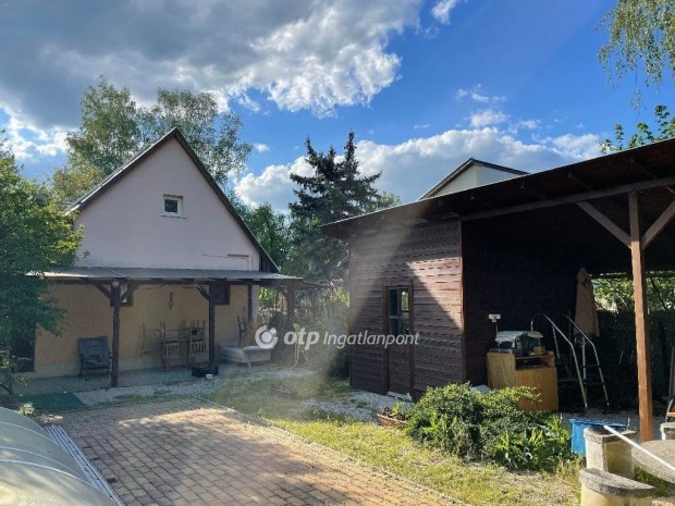 Gyulai elad� 52 nm-es h�z