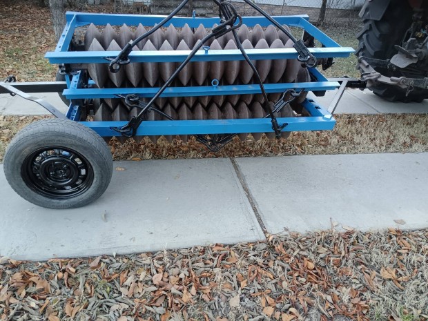 Gyrs henger, vontatott gyrshenger MTZ 