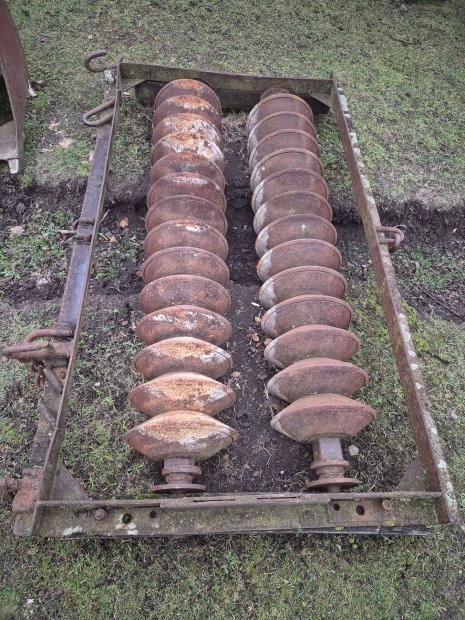 Gy�r�shenger tag elad�