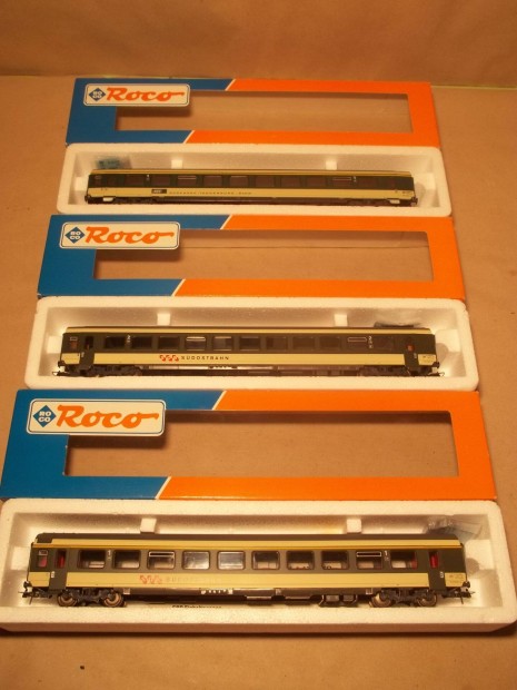 H0 Roco 44346 , 44347 , 44348 SOB Sdostbahn Szemlyvagon 3x