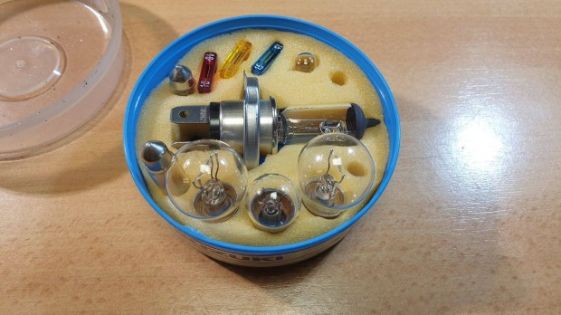 H4-es izz�k�szlet elad� Suzuki dobozban