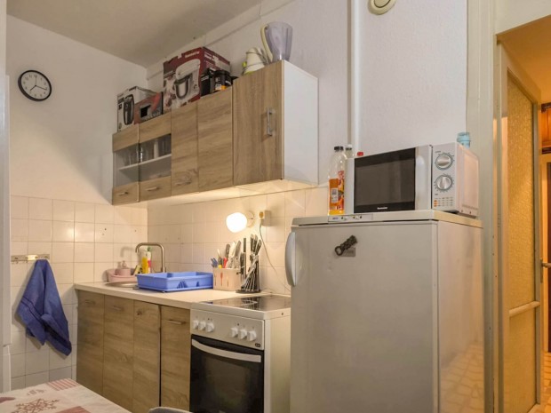 HOSSZ�T�VRA KIAD�  3 SZOBA + 1 NAPPALIS, KL�M�S LAK�S Z�LD�VEZETBEN!