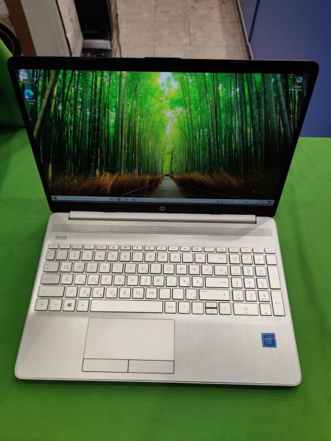 HP 15DW1017NH 15,6" laptop!