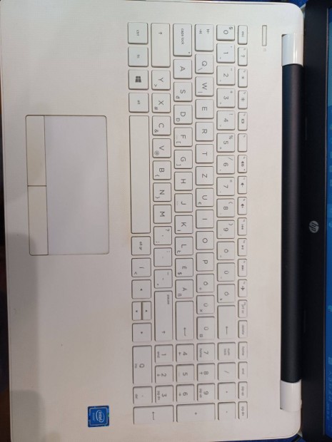 HP 15-ds00nh laptop