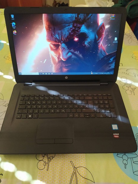 HP 17" I5 laptop