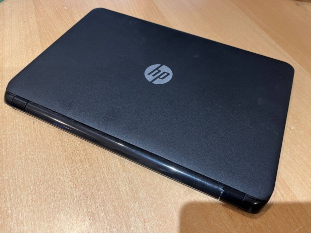 HP 250 G3 15.6" HD 4005U/4GB/512GB SSD elad