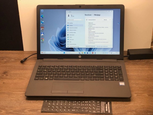 HP 250 G7 15,6" (i3-7020U, 8GB DDR4,256GB SSD, Win11.)