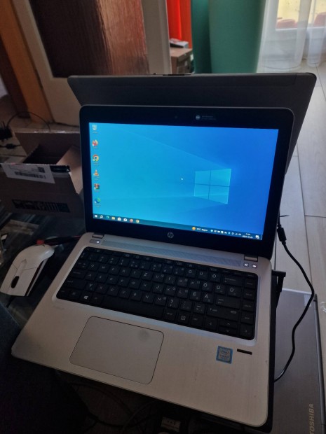 HP 430 G4 laptop ( i5-7200U , 8GB , 256GB )