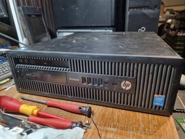 HP 4gen i3 SSD-vel számítógép pc