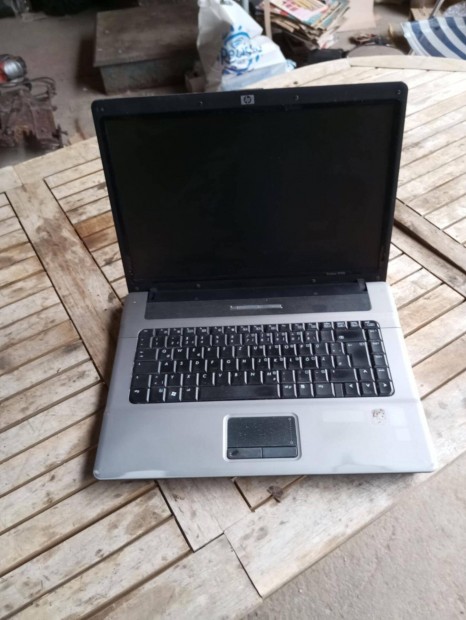 HP Compaq 6720S laptop!