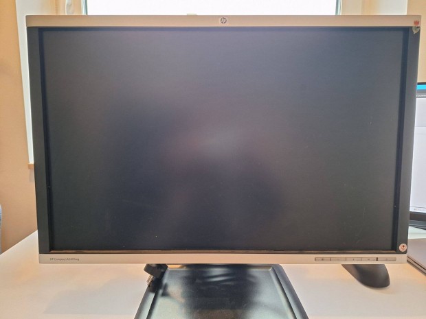 HP Compaq LA2405wg monitor elad