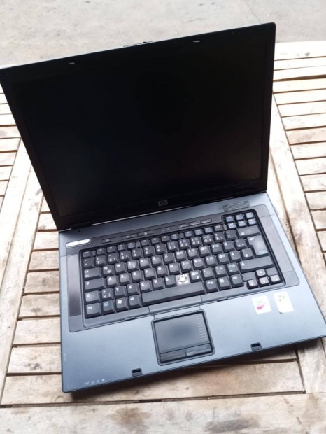 HP Compaq NX8220 laptop!