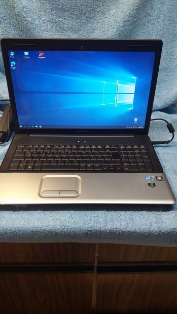 HP Compaq Presario CQ71 17.3"(laptop)