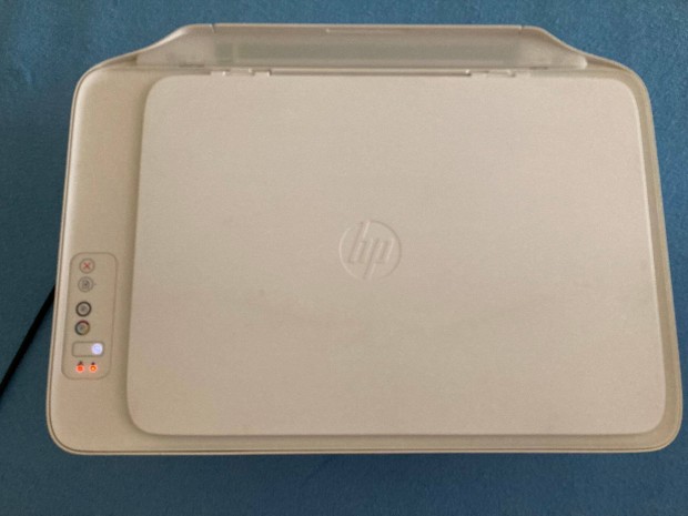 HP Deskjet 2130 (nyomtat, szkenner, msol) (5.000 Ft)