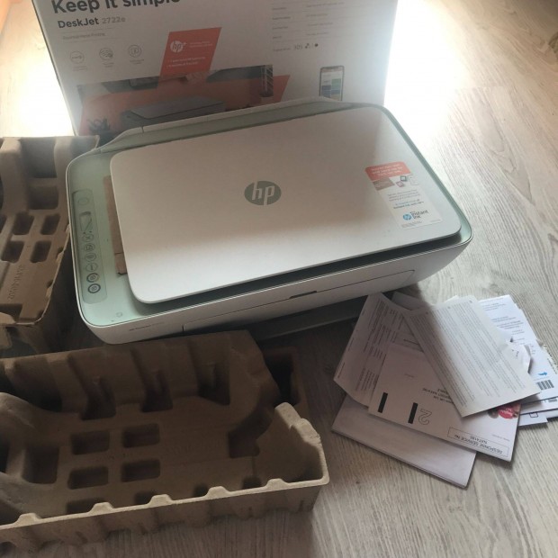 HP Deskjet 2722e nyomtat