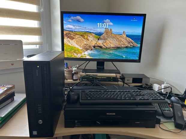 HP Elitdesk i5 ,4k 28" Benq monitorral