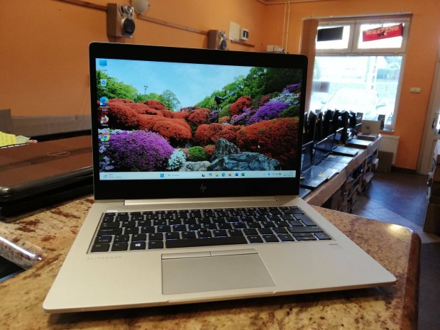 HP Elitebook 735 G5 - teljes fémház, Ryzen3, SSD, Full HD