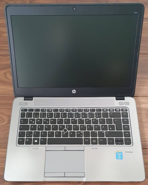 HP Elitebook 840 G2 HD+ i5 CPU akksi nélkül