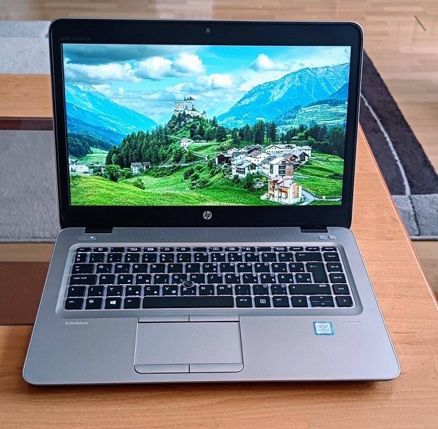 HP Elitebook 840 G4 laptop,minden inf a lersban