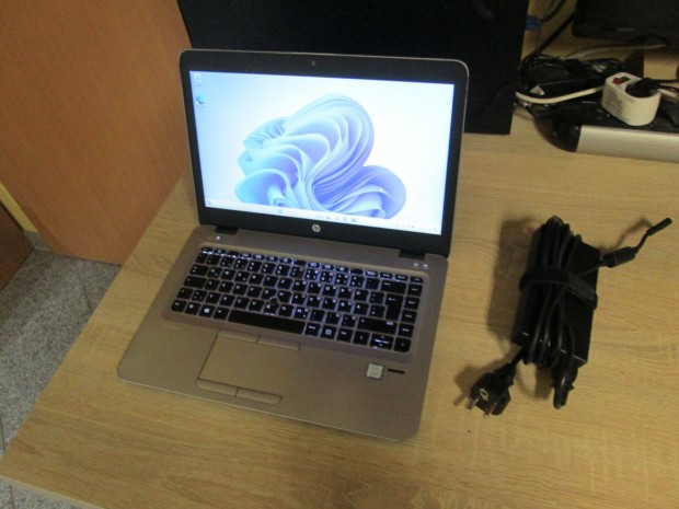 HP Elitebook 840 G4 notebook i5 7200u, 8 GB., 240 GB. SSD