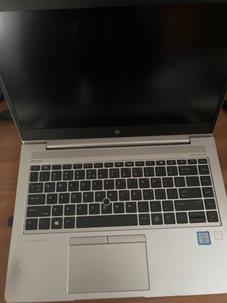 HP Elitebook 840 G6, 256 SSD, 16 GB DDR4, Angol billentyzet