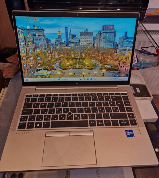 HP Elitebook 840 G8