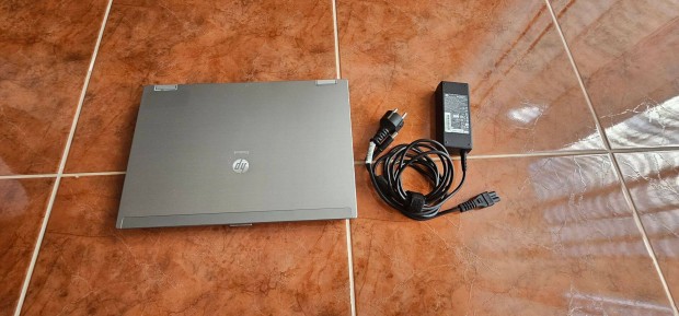 HP Elitebook 8440P laptop i7 processzorral elad