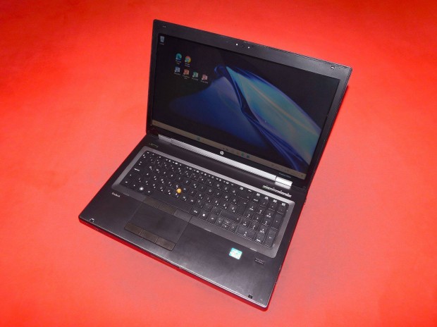 HP Elitebook i7 8760-W notebook laptop magyar ékezetes billentyűzettel