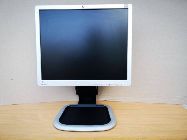 HP L1950G 19" -os LCD monitor hibtlan llapotban elad