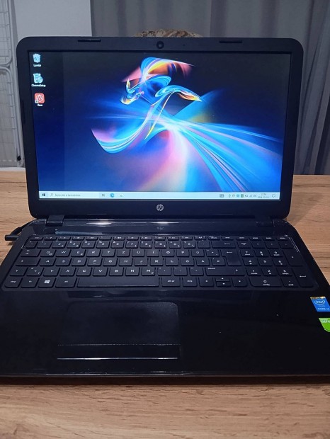 HP Laptop 700GB