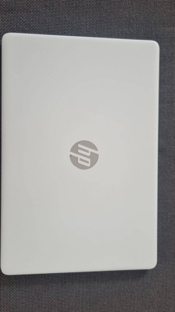 HP Laptop PC 15s-fq2000
