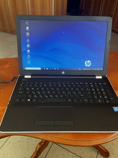 HP Laptop, kiegsztkkel 