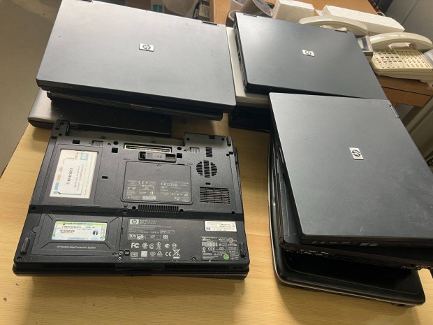 HP Laptop bont�s, minden ami kellhet, korai g�pekb�l