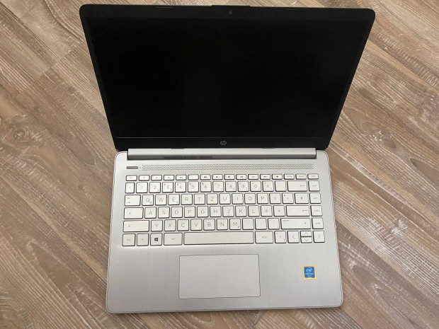 HP Notebook, Intel Processzor, 4 GB RAM, 256 GB SSD, Intel UHD grafika