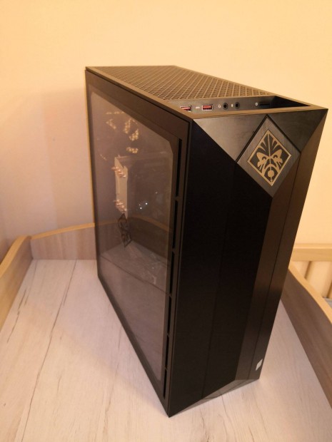 HP Omen Obelisk PC - i3 9100, 16Gb RAM, Gtx 1660, Wifi stb