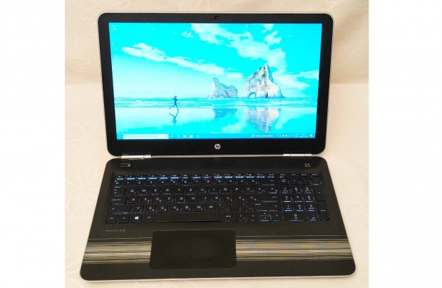 HP Pavilion 15-AU112NH laptop, hibtlan, j akku, Windows 10 Pro