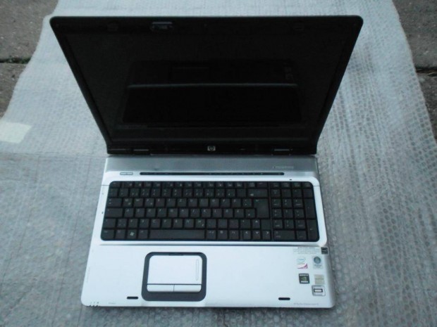 HP Pavilion DV9700 laptop tltvel