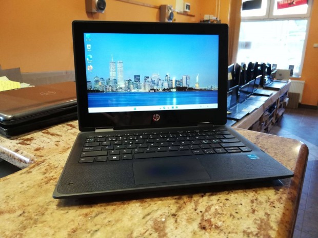 HP Pro X360 Fortis 11 - átforgatható érintő kijelző, erős ház!