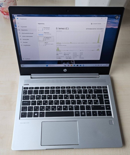 HP Probook 440 G6 / i5-8265U / 8GB / 256GB SSD / 14" FHD laptop