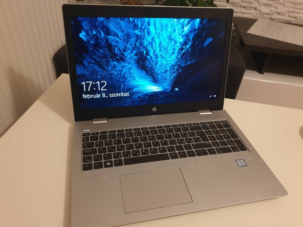 HP Probook 650 G4 laptop (i5, 16GB, 500ssd) + dokkol