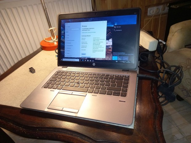 HP Probook 840 G1 Core i5 kamerás laptop, WIN 10, 256 SSD, 2 órás akku
