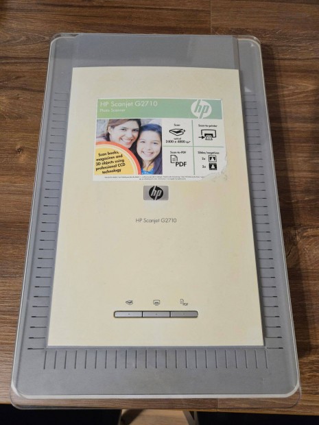 HP Scanjet G2710 szkennel