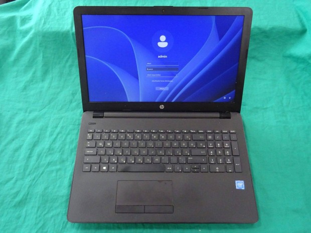 HP TPN-C129 notebook N3060/4GB/500GB