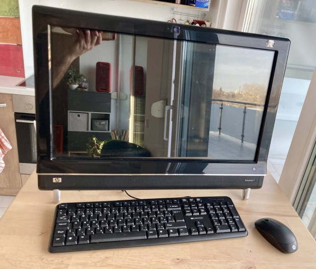 HP Touchsmart 600 All-in-one PC