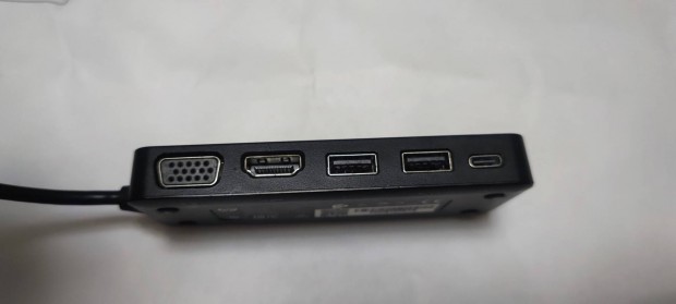 HP USB hub, usb -c dokkol.