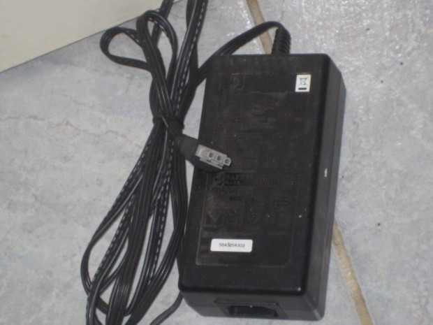 HP eredeti adapter 32-16v-os szrke