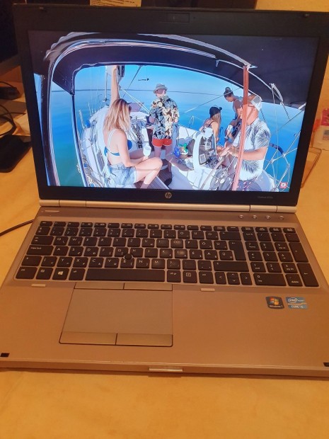 HP i5 laptop 