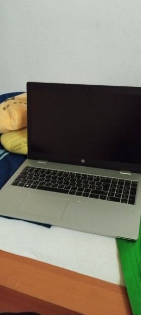 HP laptop J